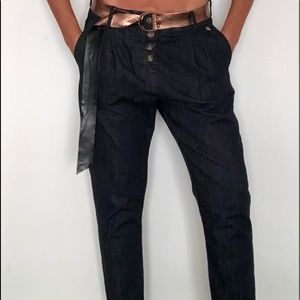 Dark blue boyfriend jeans, Italy, size S or M.